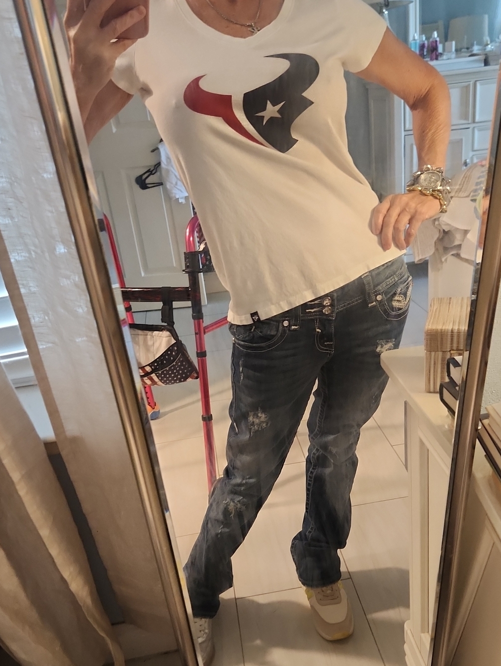 '47
